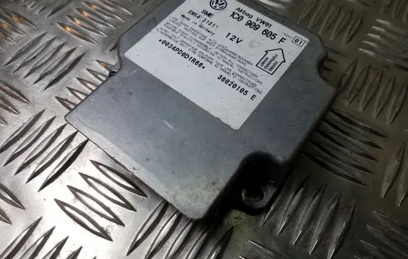 Volkswagen Golf IV Airbag control unit/module 1J0909605F