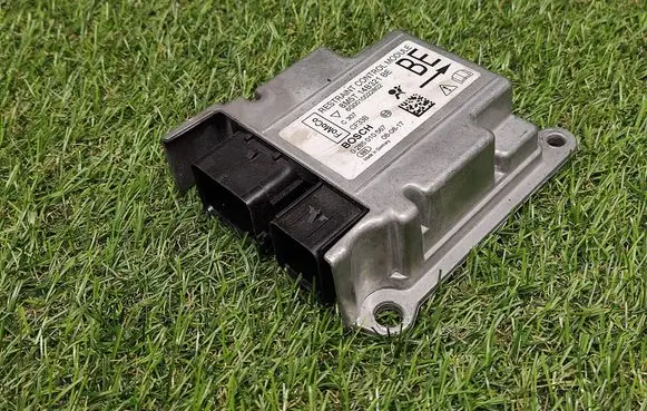 Ford Focus Airbag control unit/module 8M5T14B321BE 0285010567