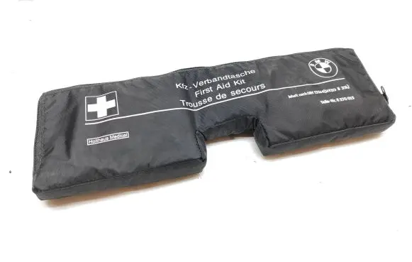BMW 5 F10 F11 First aid kit 