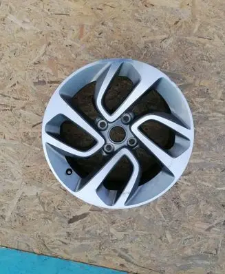 R16 alloy rim
