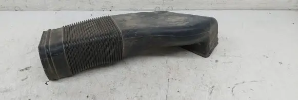 Audi A4 S4 B5 8D Air intake duct part 8D0129617E