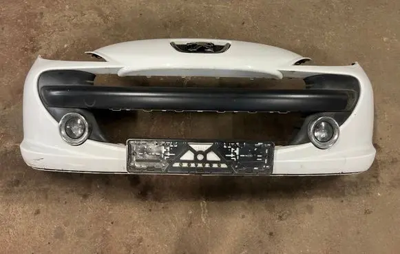 Peugeot 207 Front bumper