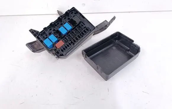 Subaru Outback (BT) Fuse box set FB204000B FB302000B FB204100B