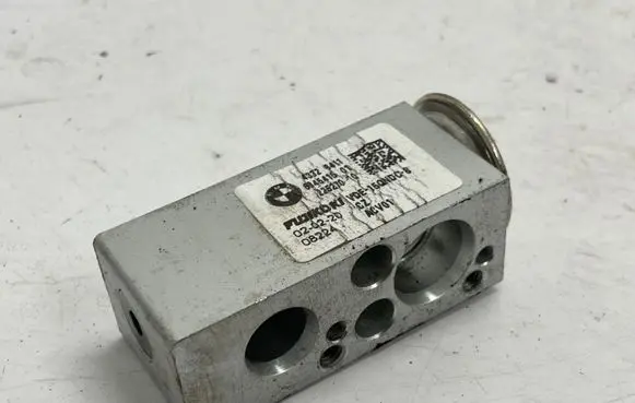 BMW 1 F40 Other air conditioning (A/C) parts 6845415