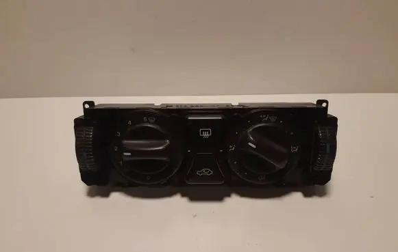 Mercedes-Benz C W202 Climate control unit 2108300185