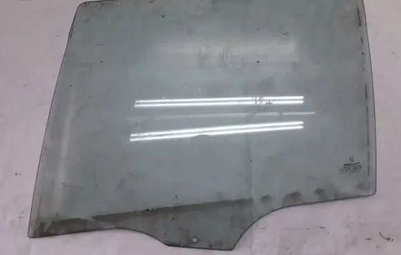 Peugeot 406 Rear door window glass