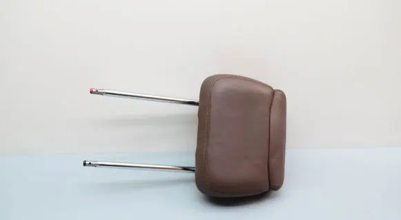 Audi A8 S8 D4 4H Front seat headrest 