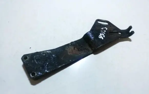 Volkswagen PASSAT B3 Engine mounting bracket