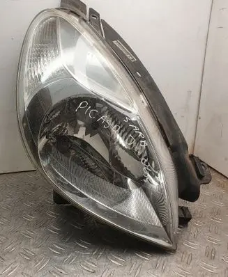 Citroen Xsara Picasso Front reflector 9649981780