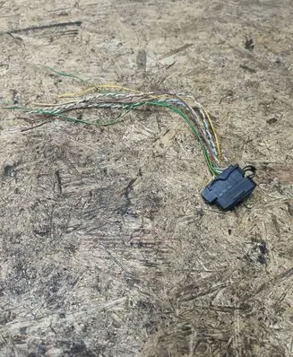 Peugeot 407 AUX in-socket connector 929480 CINCH