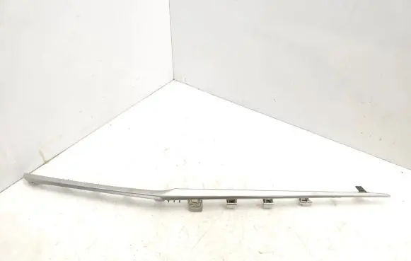 Opel Corsa F Panel trim 39176079 529131017