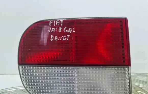 Fiat Punto (176) Tailgate rear/tail lights 46720193