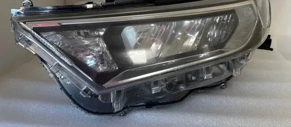 Toyota RAV 4 (XA50) Headlight/headlamp 02A011 FY4288 LM4288