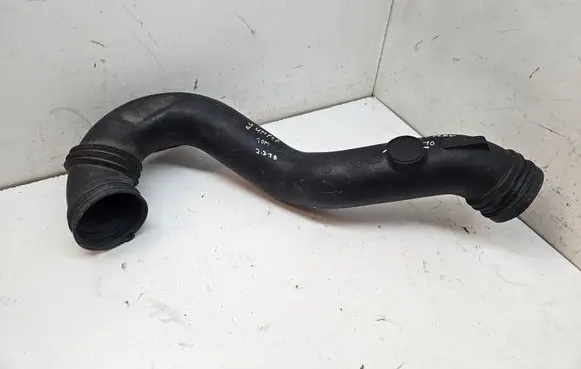 Intercooler hose/pipe