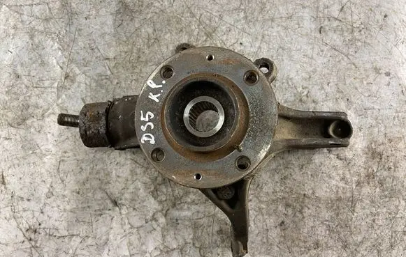 Citroen DS5 Front wheel hub spindle knuckle