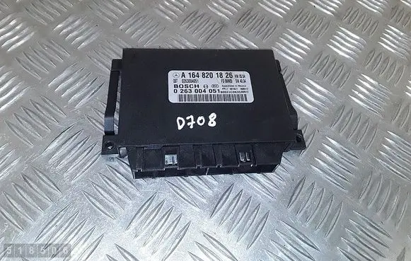 Mercedes-Benz R W251 Parking PDC control unit/module a1648201826