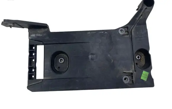 Volkswagen PASSAT B8 Battery box tray 3G0907509A