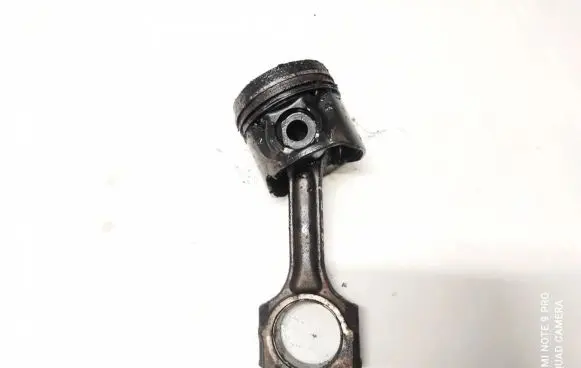 Peugeot 607 Piston with connecting rod