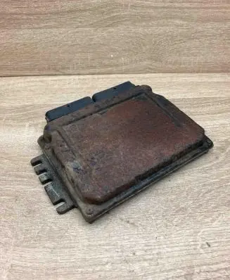 Renault Laguna I Engine control unit/module ECU S105961001B 16V16L
