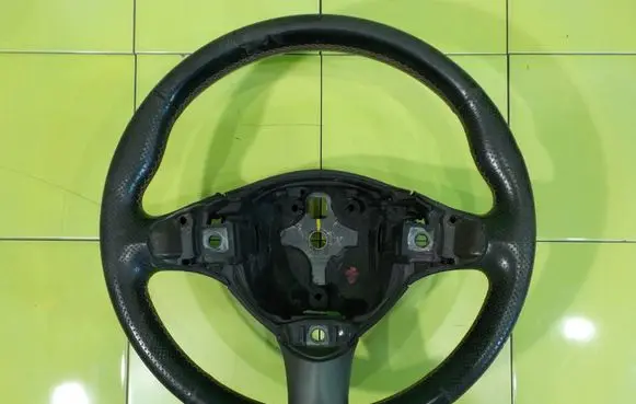 Alfa Romeo GT Steering wheel SP149