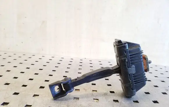 BMW X5 E53 Front door check strap stopper 8402502PA