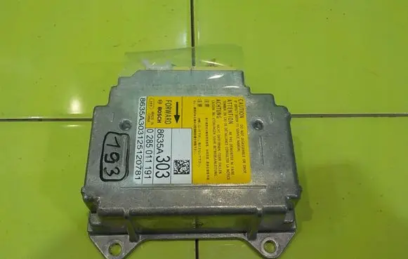 Mitsubishi ASX Airbag control unit/module 8635A303 RP77