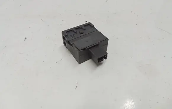 Citroen C4 II Picasso Headlight level height control switch 9801662777