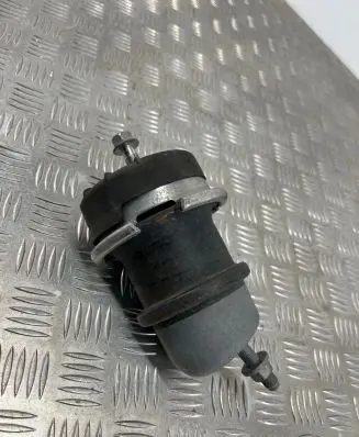 Lexus IS III XE30 Engine mount bracket