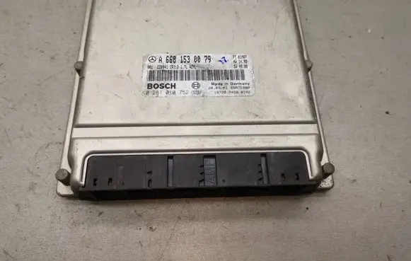 Mercedes-Benz A W168 Engine control unit/module A6681530079 0281010752