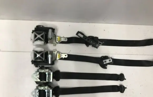 Mercedes-Benz GLE (W166 - C292) Set of seat belts A2928600285 A1668601400
