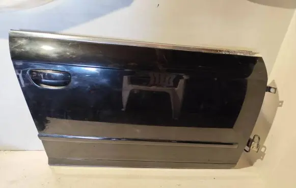 Audi A4 S4 B7 8E 8H Front door
