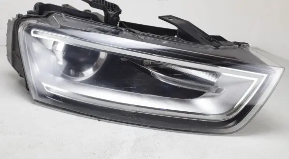 Audi Q3 8U Headlight/headlamp 8U0941006A