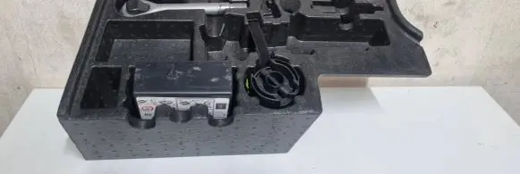 Mercedes-Benz E W212 Glove box in trunk A2128991014