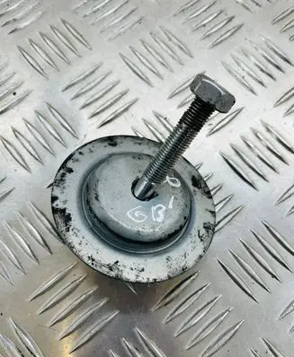 Subaru Forester SH Spare wheel bolt 