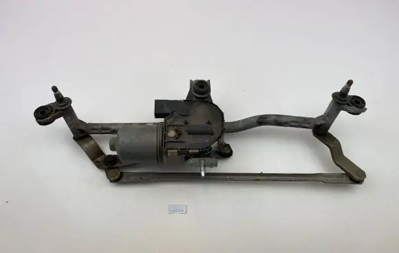 Volkswagen Caddy Front wiper linkage and motor 2K1955119C 0390241977 21SW0501