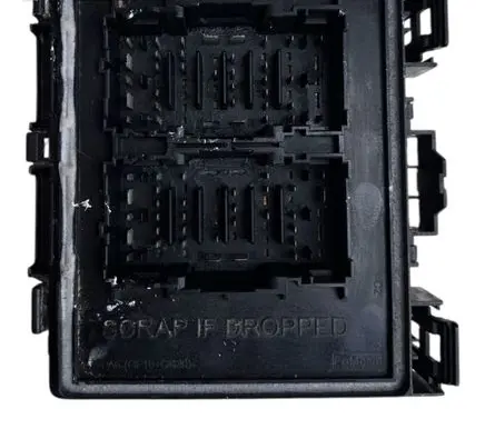 Ford Escape IV Fuse module LX6T14D068NAB 120419 17F00028NZ