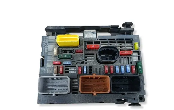 Citroen Berlingo BSM Control unit 9807028880