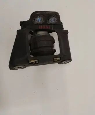 Volvo S90, V90 Engine mount bracket 31330589