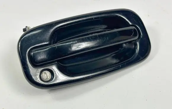 Chevrolet Tahoe Front door exterior handle 15029902