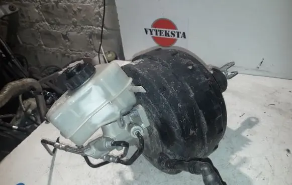 BMW 3 E90 E91 Brake booster 29676412605