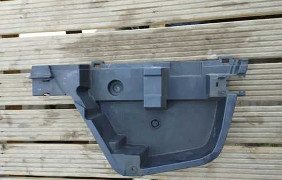 Toyota Avensis T270 Glove box in trunk 6499705030