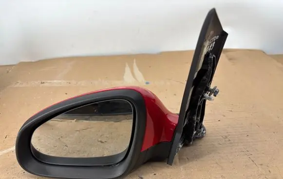 Opel Astra J Front door electric wing mirror E1021094