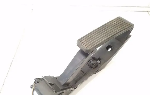 Mercedes-Benz S W221 Accelerator throttle pedal A2203000104