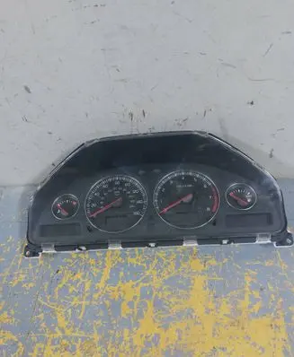 Volvo S60 Speedometer (instrument cluster) 8673802 1170492