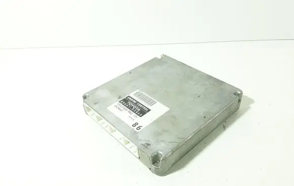 Toyota Avensis T250 Engine control unit/module 8966105860