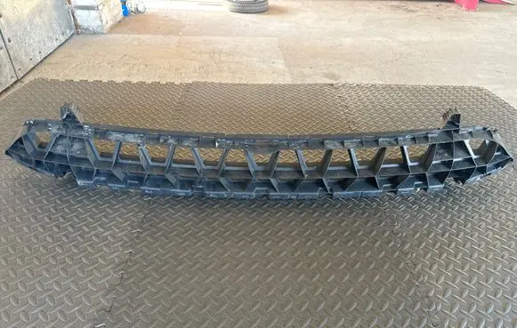 Volkswagen Multivan T6 Front bumper support beam 7E0807699