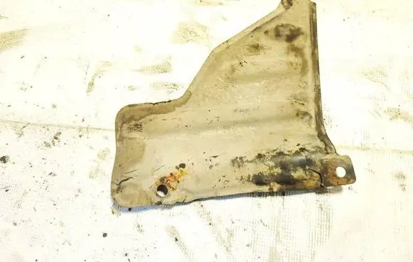 Mitsubishi Space Star Engine splash shield/under tray