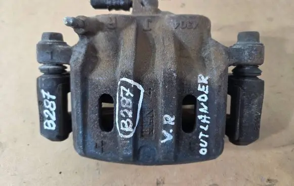 Mitsubishi Outlander Front brake caliper 4304J