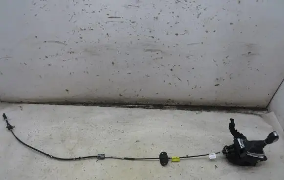 Ford Mondeo MK V Gear selector/shifter in gearbox 4FTA190
