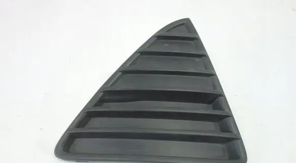 Ford Focus Front bumper lower grill BM5117K946A